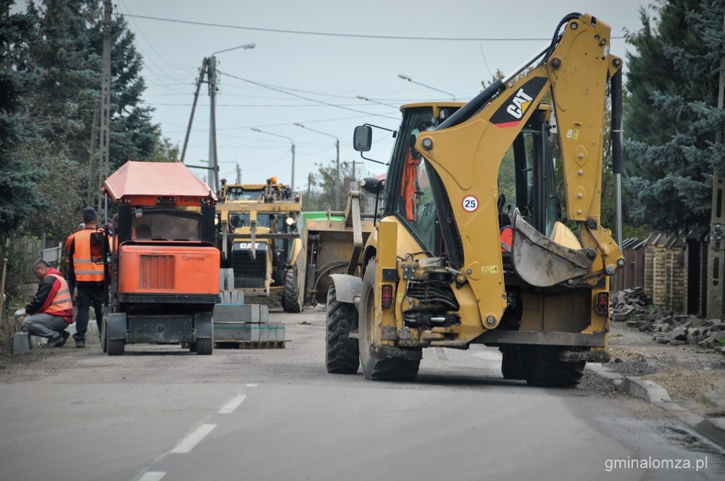 Zdjęcie do wiadomości Ulica Łomżyńska w Starych Kupiskach nie będzie już jeziorem. Remont dobiegł końca