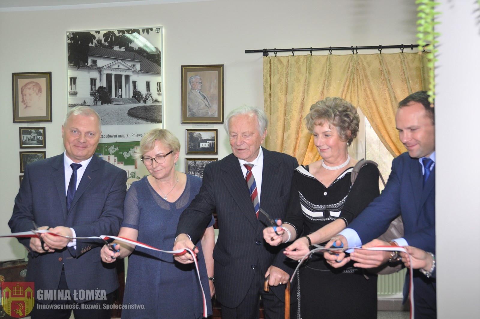 Zdjęcie do wiadomości Otwarcie Sali Pamięci Rodziny Jabłońskich