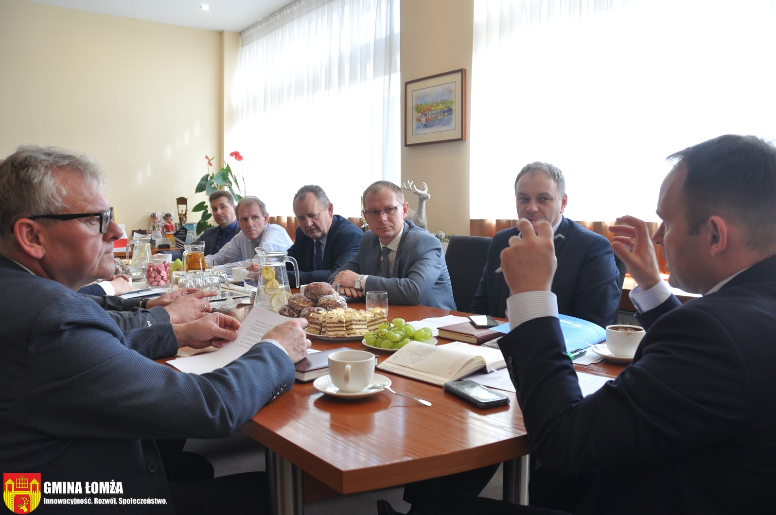 Zdjęcie do wiadomości Samorządowcy Powiatu Łomżyńskiego zgodni: Dworzec kolejowy poza granicami Łomży